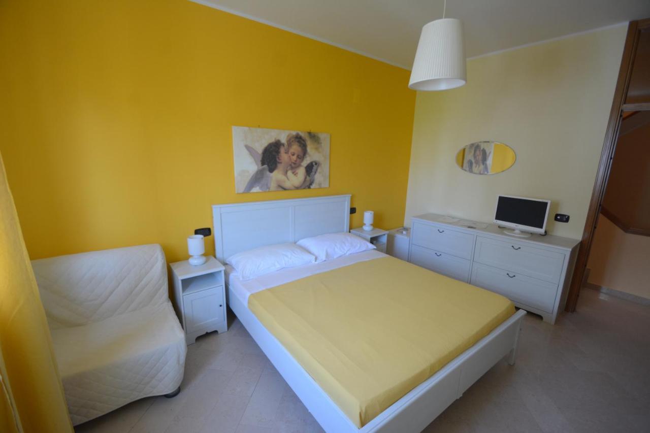 B&B La Baia Sea Rooms บิสเชลเย ภายนอก รูปภาพ